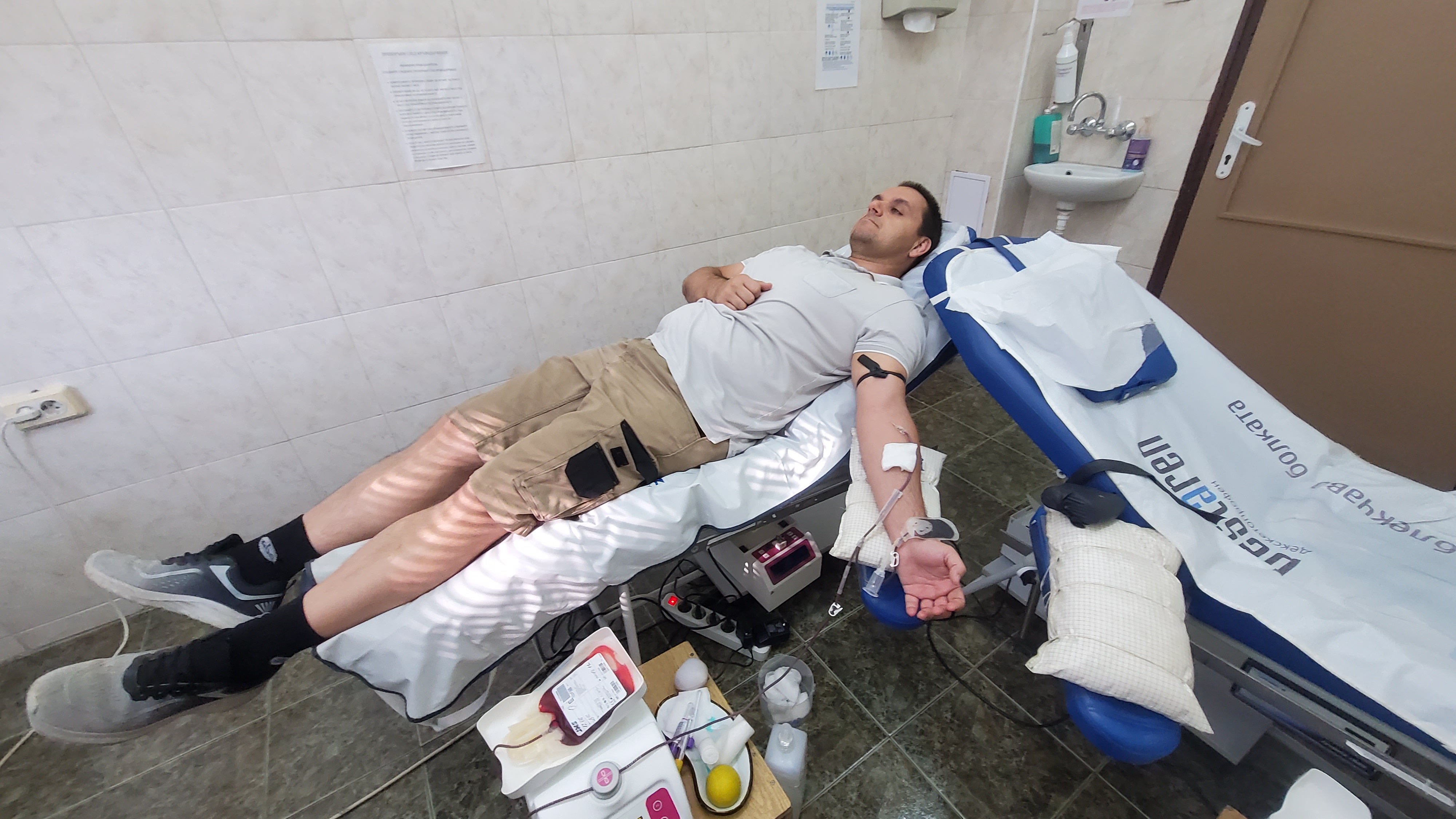 Доброволци се включиха в кампанията за Световния ден на кръводарителя
